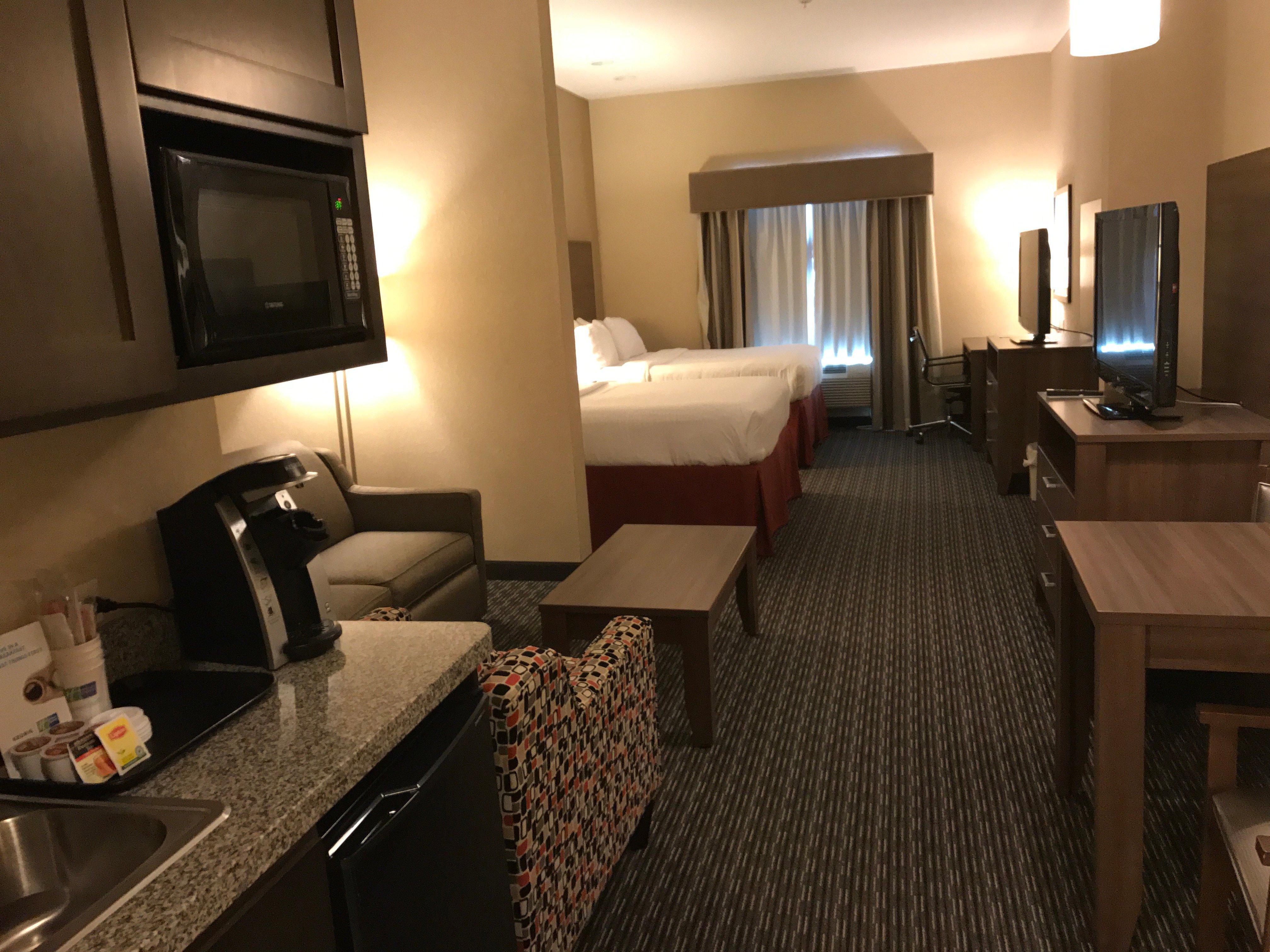Holiday Inn Express & Suites Fredericksburg By Ihg Buitenkant foto