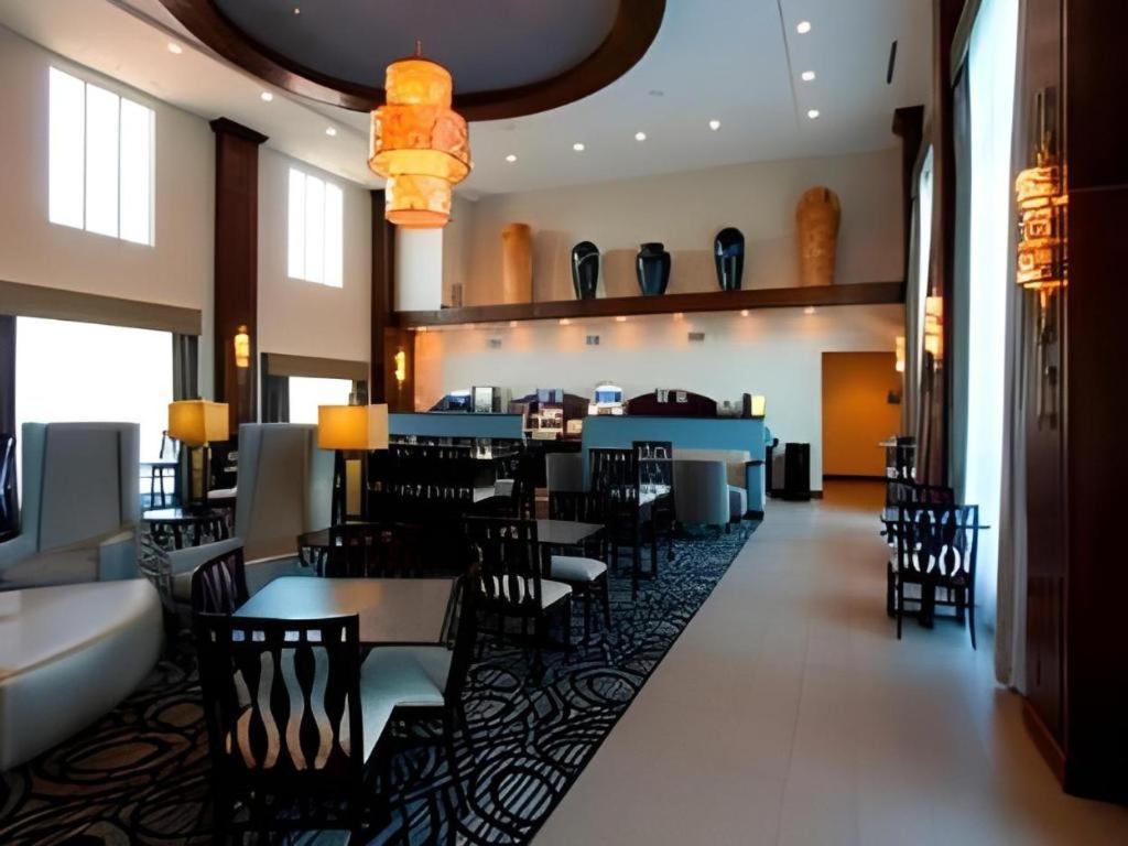 Holiday Inn Express & Suites Fredericksburg By Ihg Buitenkant foto