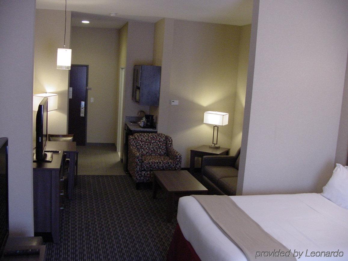 Holiday Inn Express & Suites Fredericksburg By Ihg Buitenkant foto
